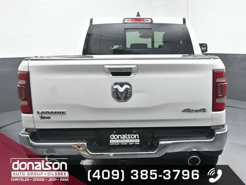 Used 2019 RAM 1500 Laramie AWD/4WD image 4