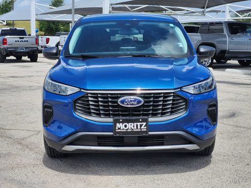 Used 2023 Ford Escape Active w/ Cold Weather Package FWD image 2