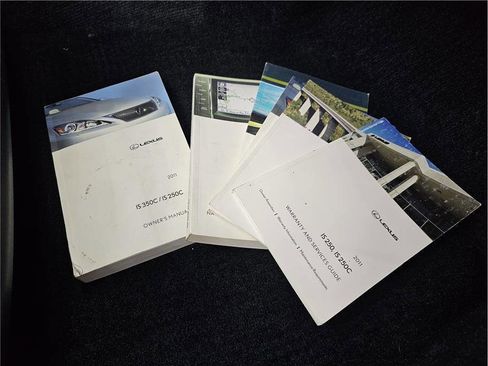 Used 2011 Lexus IS 250C image 16