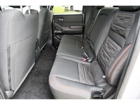 Used 2023 Nissan Frontier PRO-4X w/ Tow Package AWD/4WD image 7