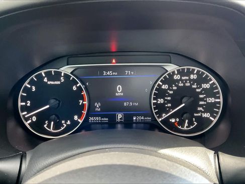 Used 2025 Nissan Altima 2.5 SR w/ SR Premium Package FWD image 26