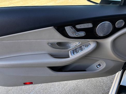 Used 2018 Mercedes-Benz C 300 4MATIC Cabriolet image 13