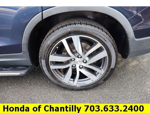 Used 2017 Honda Pilot Touring image 32