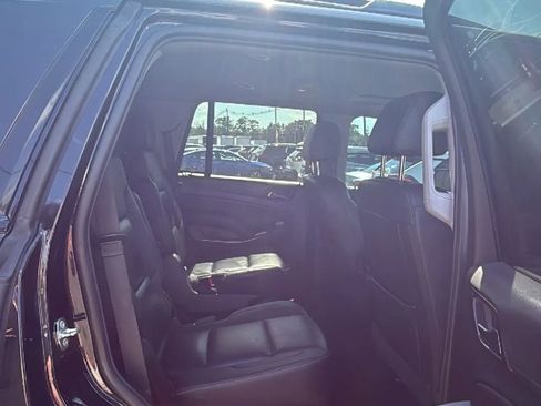 Used 2020 GMC Yukon SLT w/ Graphite Performance Edition image 8