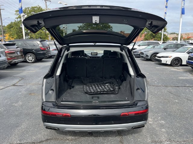 Used 2017 Audi Q7 3.0T Premium Plus AWD/4WD image 24
