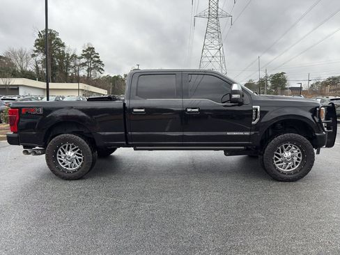 Used 2022 Ford F250 Platinum w/ FX4 Off-Road Package image 4