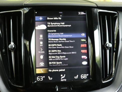 Used 2019 Volvo XC60 T5 R-Design w/ Protection Package Premier AWD/4WD image 26