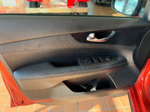 Used 2023 Kia Forte GT-Line w/ GT-Line Premium Package image 14