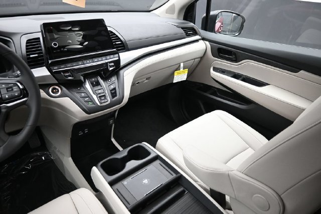 New 2027 Honda Odyssey EX-L image 13