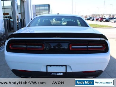 Used 2020 Dodge Challenger SXT w/ Driver Convenience Group image 10
