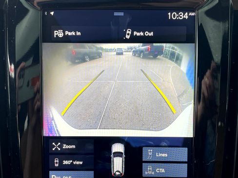 Used 2018 Volvo V90 T5 Cross Country w/ Convenience Package AWD/4WD image 18