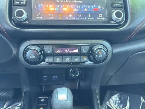 Used 2022 Nissan Kicks SR w/ Premium Package FWD image 24