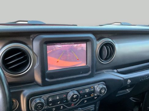 Used 2020 Jeep Wrangler Unlimited Sport S AWD/4WD image 25