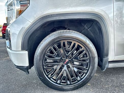 Used 2021 GMC Sierra 1500 Denali w/ Denali Ultimate Package image 18