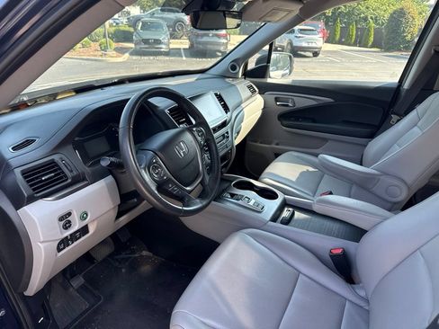 Used 2022 Honda Ridgeline RTL image 10