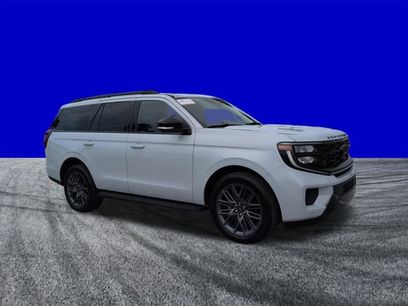 Used 2026 Ford Expedition Platinum w/ Stealth Appearance Package