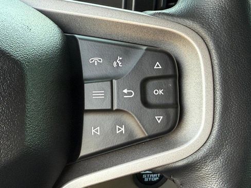 Used 2023 Ford Bronco Wildtrak image 14