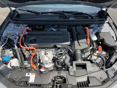 Used 2025 Honda Accord Sport image 36