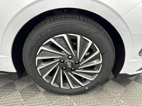 New 2025 Hyundai Sonata SEL image 13
