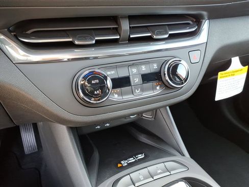 New 2026 Buick Envista Preferred image 15