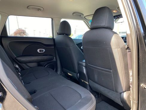 Used 2019 Kia Soul + FWD image 25