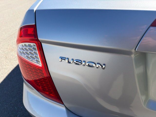 Used 2012 Ford Fusion S FWD image 5