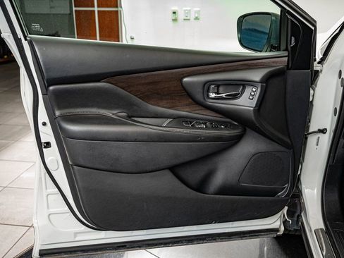 Used 2019 Nissan Murano Platinum image 18