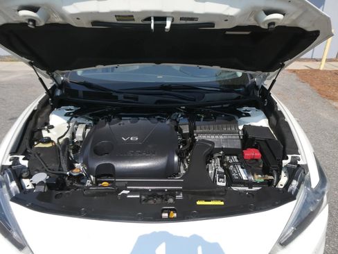 Used 2018 Nissan Maxima 3.5 SL FWD image 36