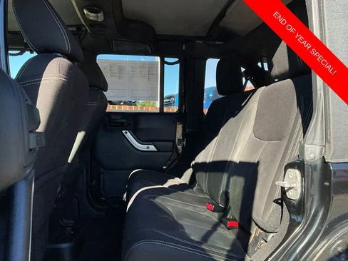 Used 2015 Jeep Wrangler Unlimited Sahara w/ Connectivity Group image 12