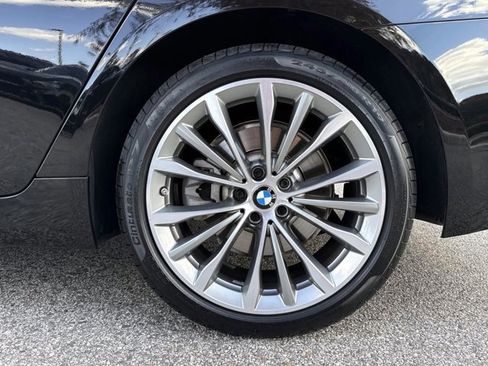 Certified 2023 BMW 530i 530i w/ Convenience Package image 10