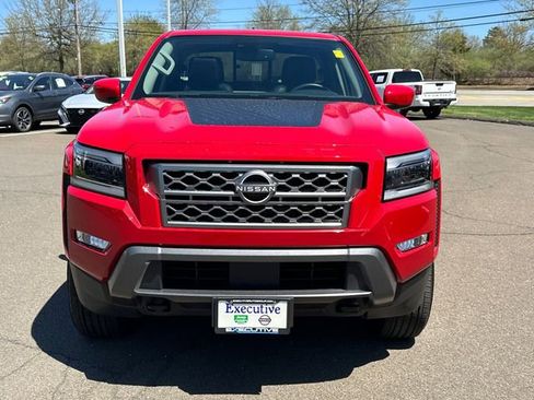 Certified 2022 Nissan Frontier SV w/ SV Premium Package AWD/4WD image 6
