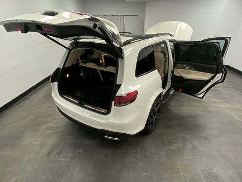 Used 2023 Mercedes-Benz GLS 450 4MATIC image 53