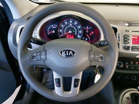 Used 2016 Kia Sportage LX image 16