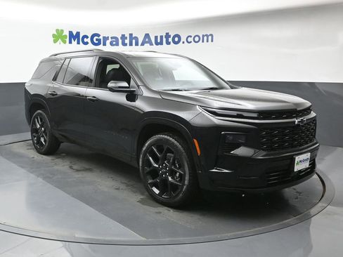 New 2026 Chevrolet Traverse RS image 2