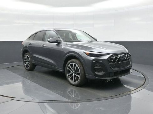 New 2026 Audi Q5 Premium Plus AWD/4WD image 1