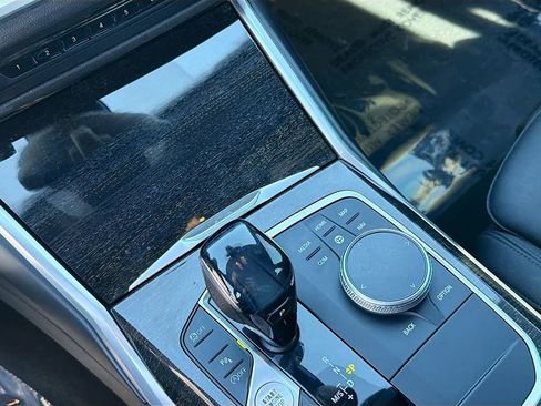 Used 2020 BMW 330i Sedan w/ Driving Assistance Package image 29