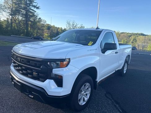 Used 2026 Chevrolet Silverado 1500 W/T w/ WT Convenience Package AWD/4WD image 4