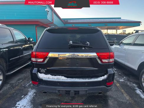 Used 2013 Jeep Grand Cherokee Overland image 3