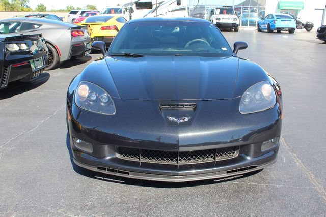Used 2012 Chevrolet Corvette Grand Sport w/ 3LT Preferred Equipment Group RWD image 4