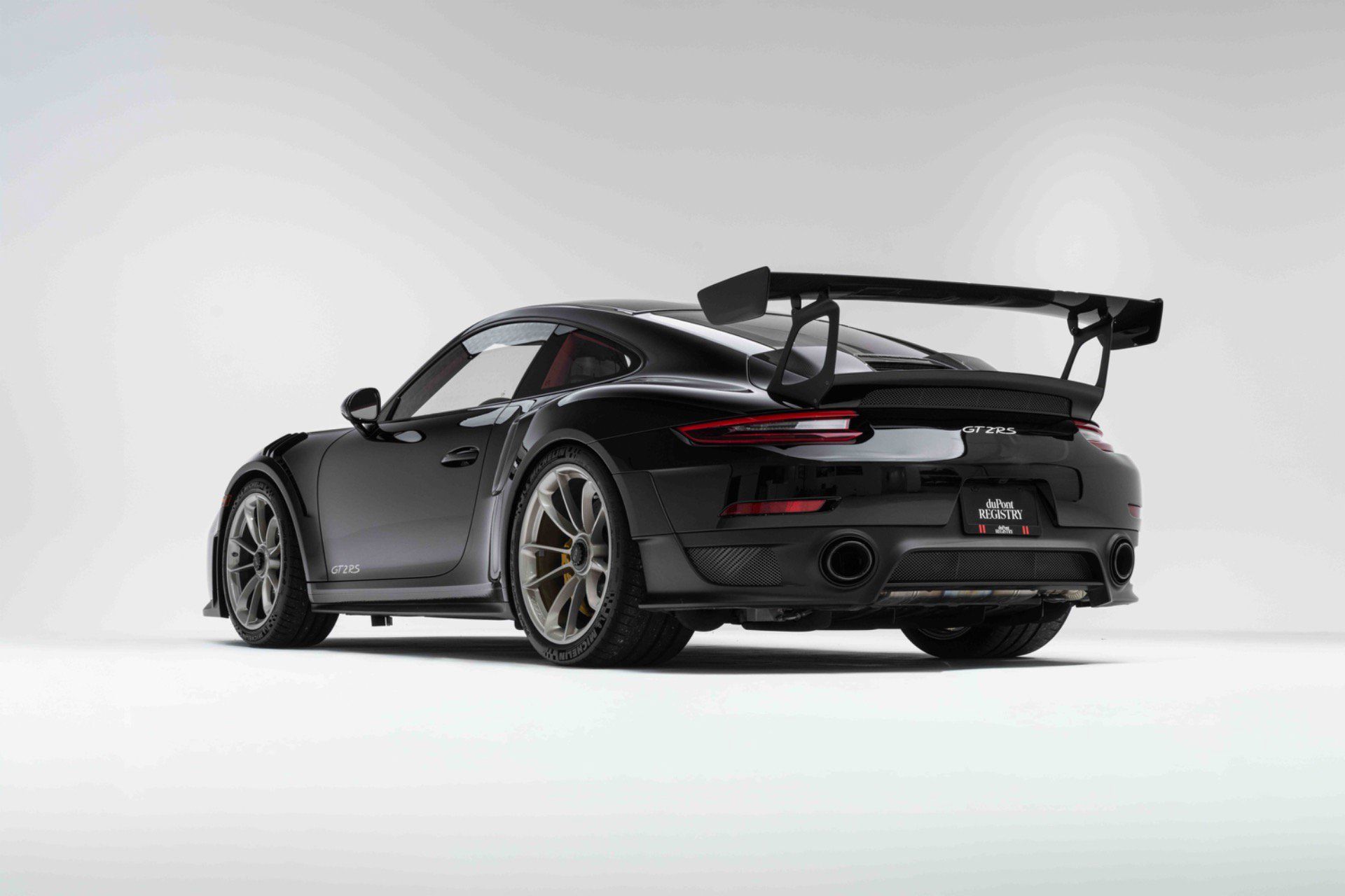 Used 2018 Porsche 911 GT2 RS RWD image 5