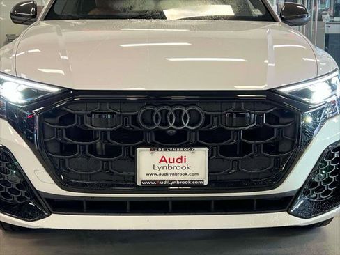 Used 2025 Audi Q8 Premium Plus image 8