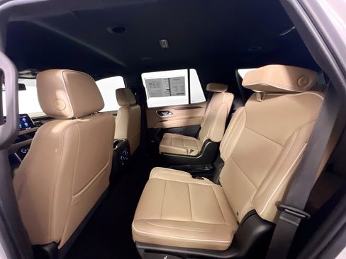 Used 2021 Chevrolet Tahoe Premier AWD/4WD image 28