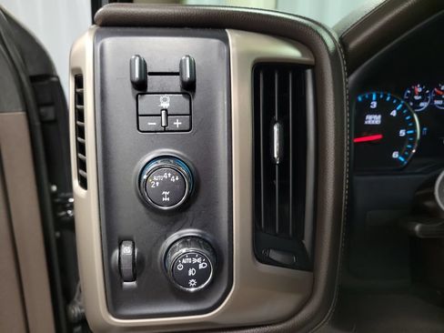 Used 2017 GMC Sierra 1500 Denali AWD/4WD image 20