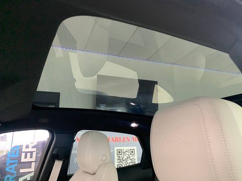 Used 2019 Jaguar E-PACE R-Dynamic HSE AWD/4WD image 13