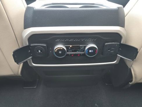 Certified 2024 Ford Expedition Max Limited image 8