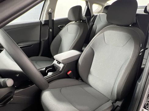 New 2026 Kia K4 FWD image 14
