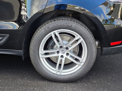 New 2026 Porsche Macan image 11