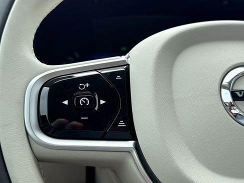 New 2026 Volvo V60 B5 Cross Country Plus w/ Climate Package image 21