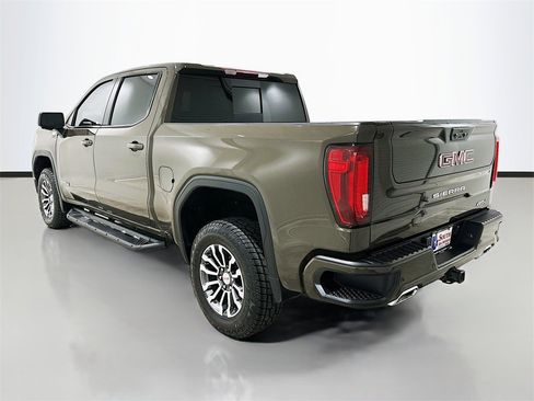 Certified 2023 GMC Sierra 1500 AT4 w/ AT4 Preferred Package image 7