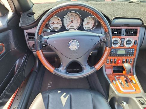 Used 2003 Mercedes-Benz SLK 320 image 6